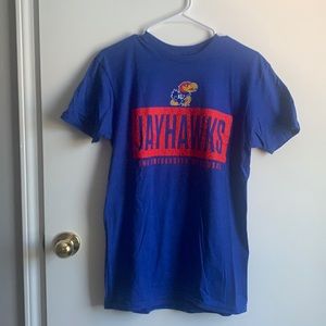 Men’s KU tee. Size M